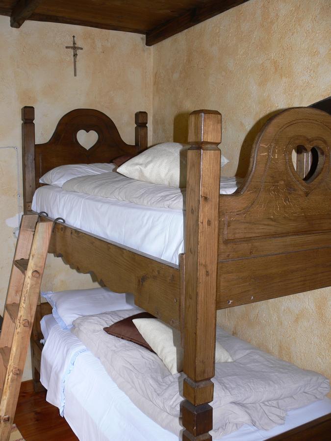 Il Cappellaio Matto Panzió Montalto Ligure Kültér fotó