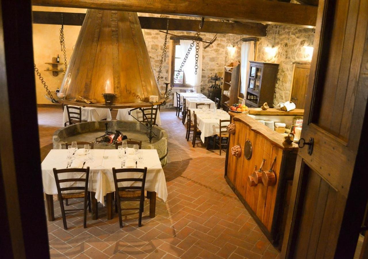 Il Cappellaio Matto Panzió Montalto Ligure Kültér fotó