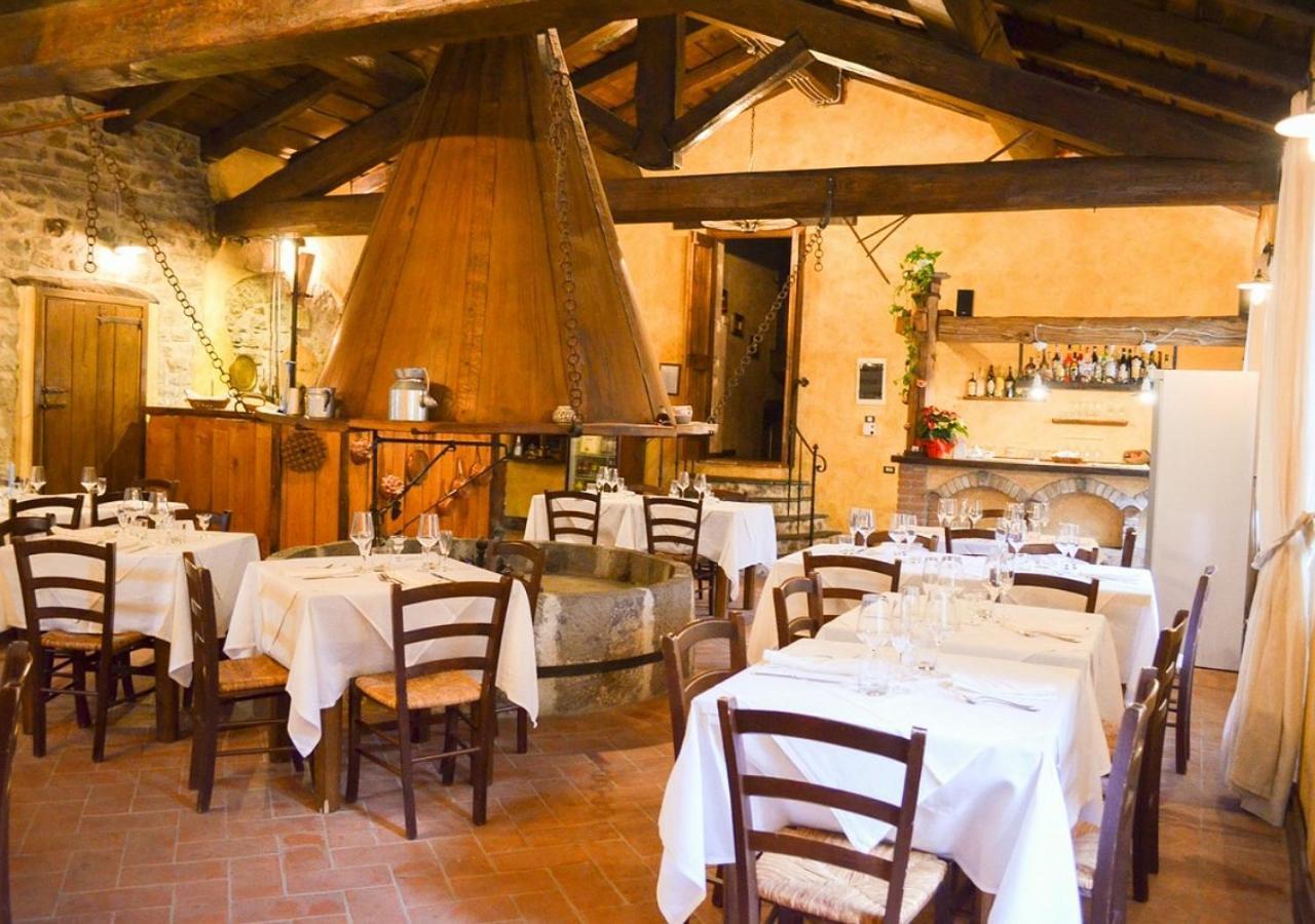 Il Cappellaio Matto Panzió Montalto Ligure Kültér fotó